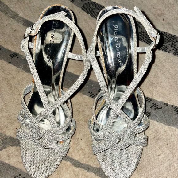 PIERRE DUMAS SILVER GLITTER HEELS - Picture 7 of 7